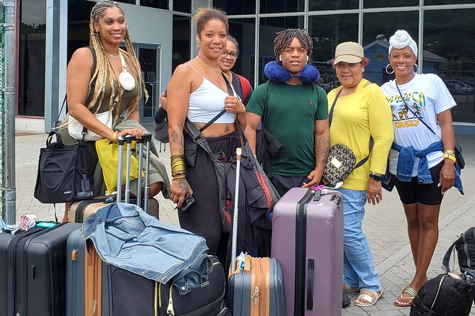 Private Airport Roundtrip Transfer From Montego Bay to Negril - Stops for sightseeing or purchases, without turning it into a side quest