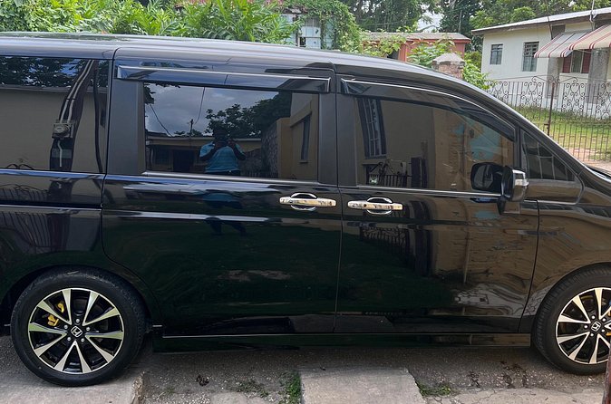 Private Airport transfer hotels in montegobay - Getting Picked Up at Sangster Without the Runaround