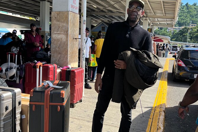 Private Airport Transfer Montego Bay hotels and Falmouth Hotels - Drop-off in Montego Bay and Falmouth, hotels, Airbnb, and villas