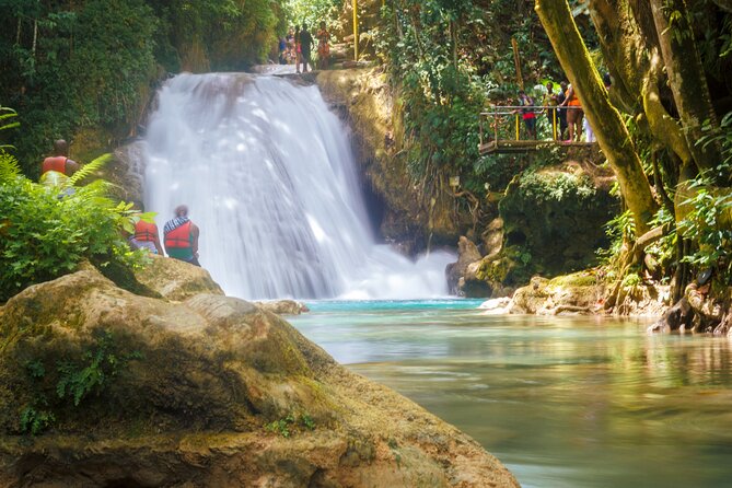 Private Airport Transfer Montego Bay To Negril - Driver Safety and Smooth Driving, Including Potholes