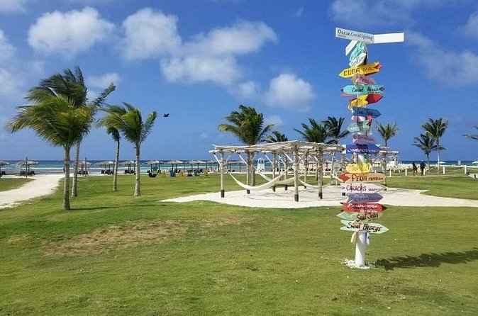 Private Airport Transfer to Excellence, Ocean Coral and Royalton - Should You Book This Transfer?
