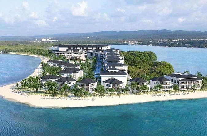 Private Airport Transfer to Excellence Oyster Bay - Arrival to Excellence Oyster Bay, settling in without the headache