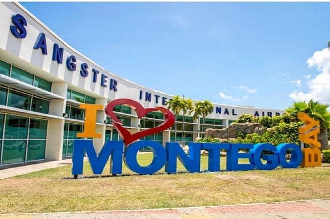 Private Airport transfer to/from all hotels in Negril round trip - The Round-Trip Flow: Negril to MBJ and Back Without the Guesswork