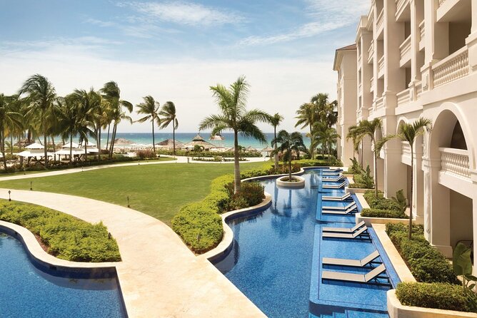 Private Airport Transfer to Hyatt Rose Hall Resort - Optional stops for souvenirs and Jamaican food