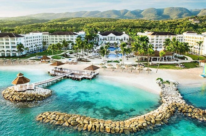 Private Airport Transfer to Hyatt Rose Hall Resort - Who should book this airport transfer