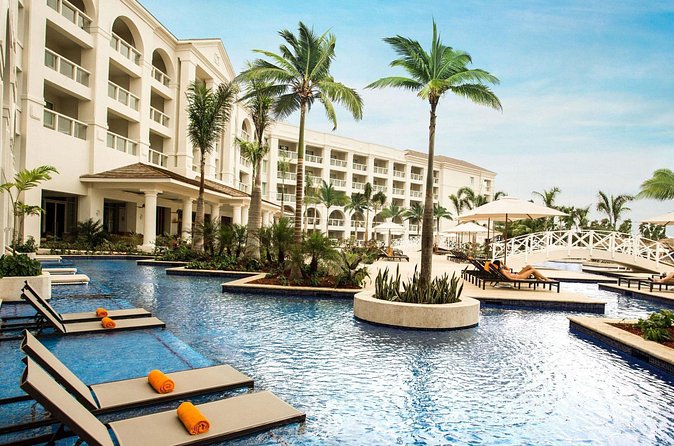 Private Airport Transfer to Hyatt Rose Hall Resort - The short ride, the real impact