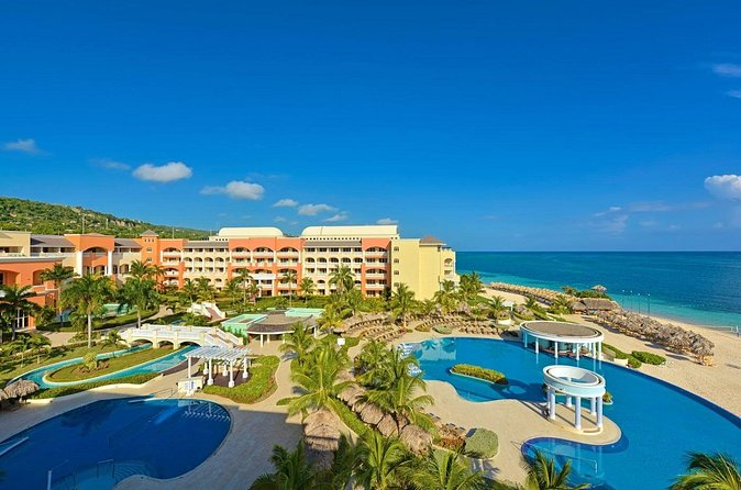 Private Airport Transfer to Iberostar Rose Hall Resort - The 20 to 25 minute ride to Iberostar Rose Hall