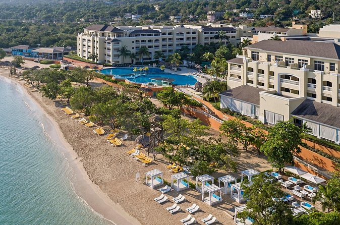 Private Airport Transfer to Iberostar Rose Hall Resort - How to make pickup smooth when you arrive in Montego Bay