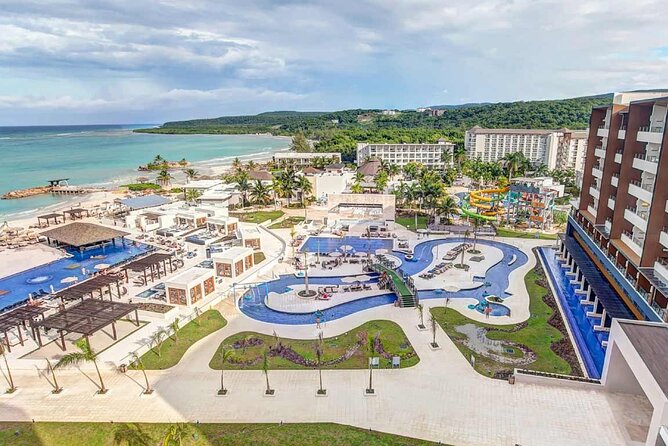 Private Airport Transfers to Royalton Blue Waters and White Sand - Key things to know before you go