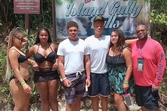 Private ATV and Blue Hole Adventure in Ocho Rios - Lunch Included - Duty free and craft market time: how to use it well