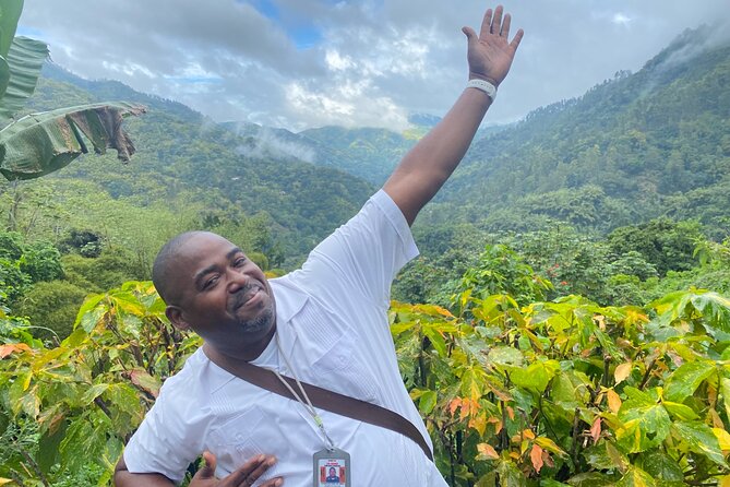 Private Blue Mountain tour from Ocho Rios - Rivers, Waterfalls, and Rainy-Day Reality in the Blue Mountains