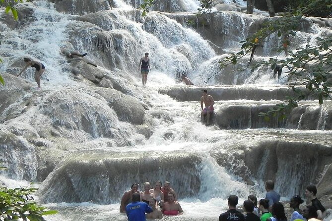 Private Dunn's River Falls and Blue Hole Tour Ocho Rios Jamaica - From Montego Bay to Ocho Rios: The Comfort of a Private Ride