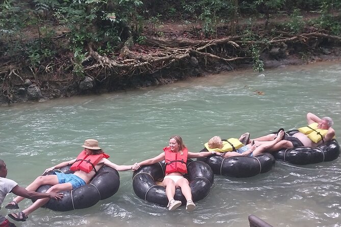 Private Dunn's River Falls and Tubing Tour From Ocho Rios - Little Dunn’s River Beach: why the base is the big moment