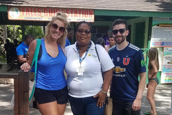 Private Dunn's River Falls from Ocho Rios - The built-in stop at Suzette Tours Jamaica: why it matters