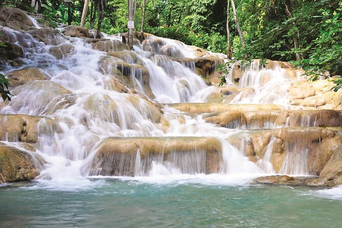 Private Dunn's River Falls Jamaica - Dunn’s River Falls: terraced 180-foot staircase into the sea