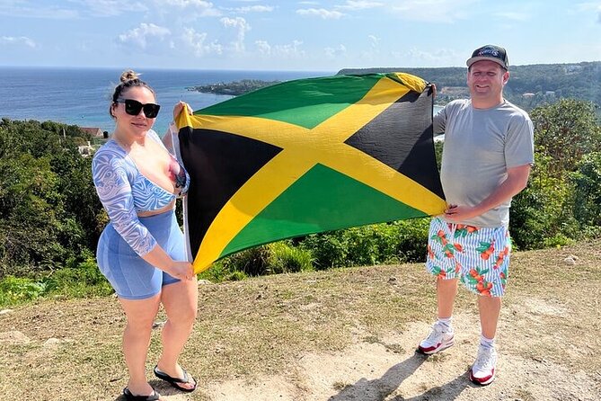 Private fun fill tour from Montego Bay to dunns river & blue hole - Comfort, access, and who should book it