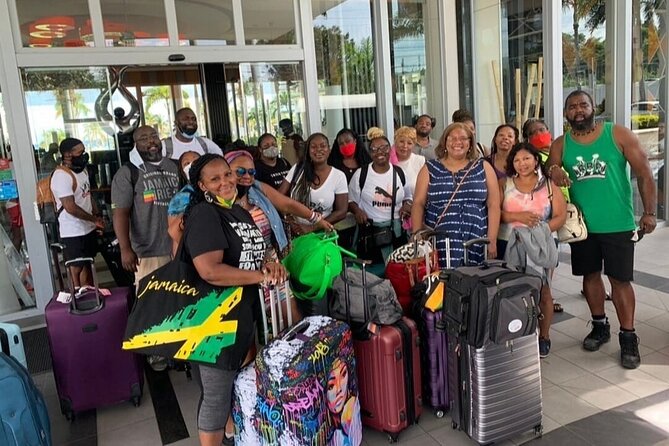 Private Montego Bay Airport Transfer to Ocho Rios - Key things to know before you ride