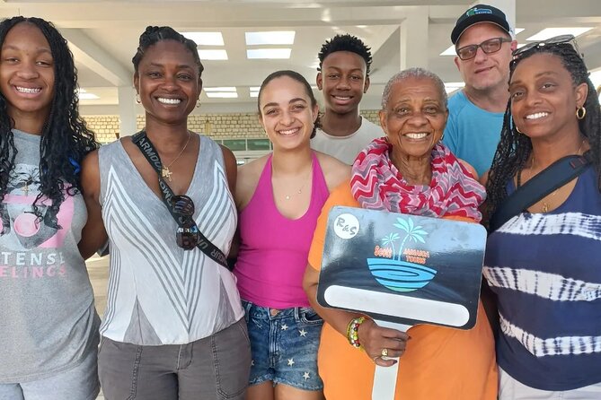 Private Montego Bay Airport Transfer to Ocho Rios Hotels/Airbnb - Pickup at MBJ: what you do, what the driver does
