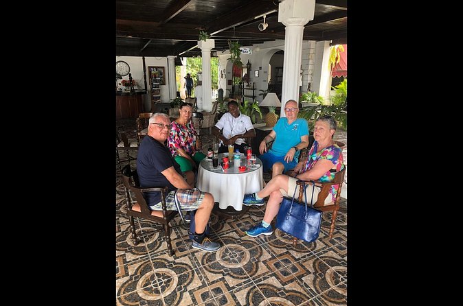 Private Montego Bay Highlight Tour from Falmouth/Grand Paladium - Stop 1 in Montego Bay: Souvenir Shopping and Free Coffee Samples