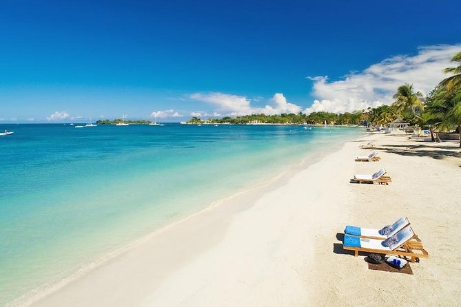 Private Negril Beach & Rick's Cafe Sunset Tour - Seven Mile Beach: White Sand Time With Space to Wander