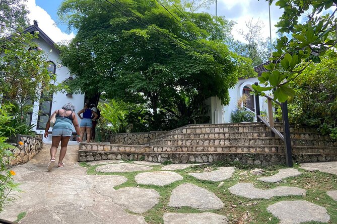 Private Nine Mile, Bob Marley Tour from Ocho Rios - Marley’s childhood home: what you’re really there to understand