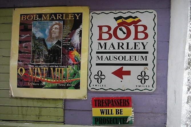 Private Nine Mile Tour from Montego Bay - The 1-hour guided Marley walk: what you will actually see