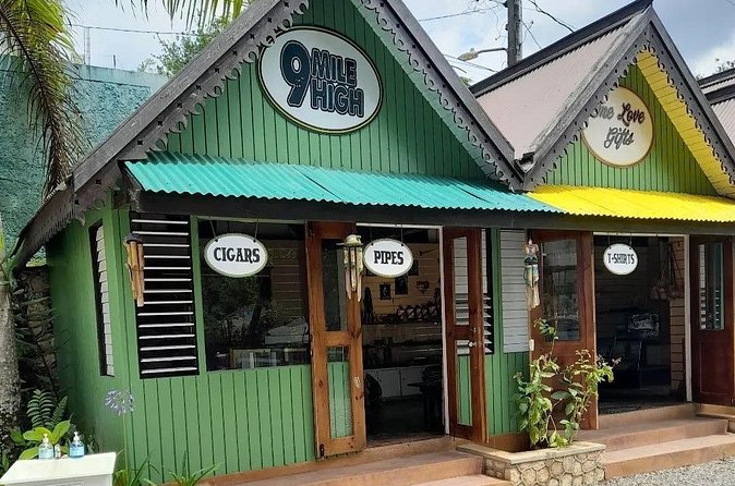 Private Roundtrip Sangster Airport to Montego Bay Hotels - Accessibility and comfort notes that can affect your decision