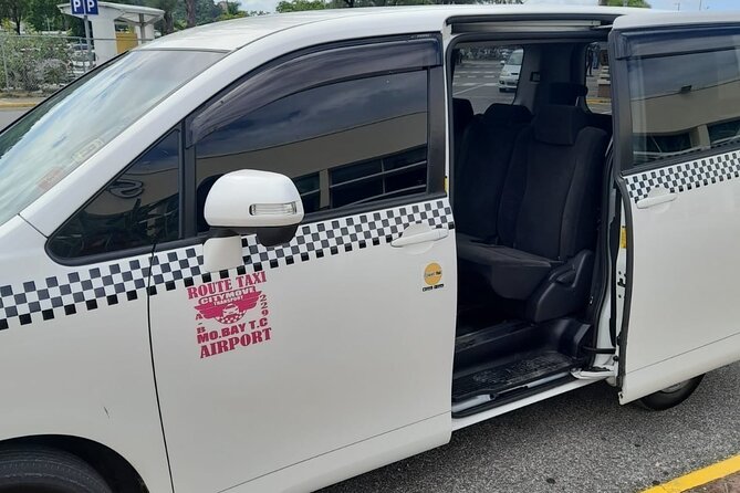 Private Roundtrip Sangster Airport to Montego Bay Hotels - The sign, the message, and what to do when you land