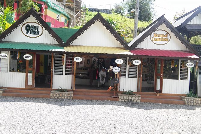 Private Tour Ocho Rios or Runaway Bay To 9 Mile Bob Marley Birth & Resting Place - How Private Guides Change the Feel of the Tour
