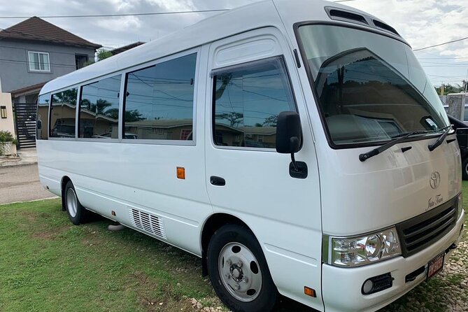 Private Transfer from Montego Bay Airport - Negril Hotels - The pickup plan at Sangster International Airport (and what to do)