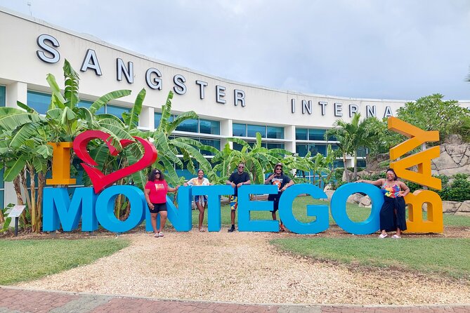 Private Transfer From Montego Bay Airport to Hotels in MontegoBay - When you want round-trip simplicity