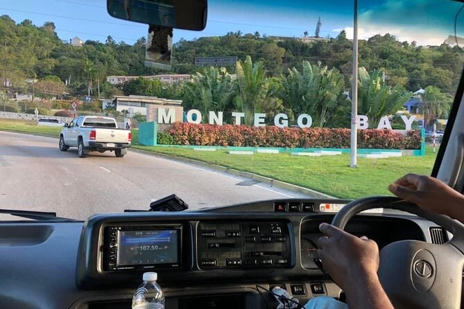 Private Transfer from Montego Bay Airport to Montego Bay Hotels - Why a Private Montego Bay Airport Ride Makes Everything Easier
