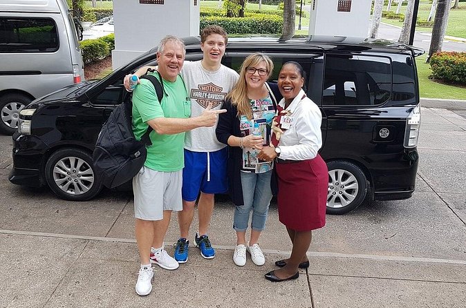 Private Transfer from Montego Bay Hotels to Ocho Rios Hotels - Arrival in Ocho Rios: making the drop-off painless