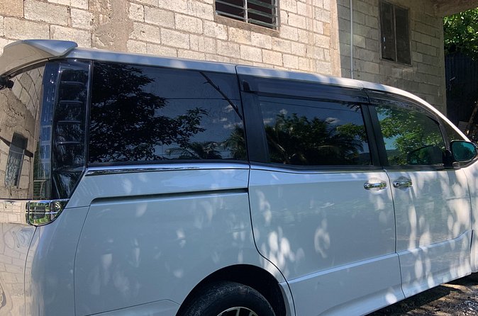 Private Transfer Grand Palladium and Royalton Blue Water Resort - The good part about being “near public transportation”