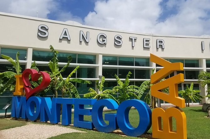 Private Transfers from Montego Bay Airport to Runaway Bay Hotels - From Sangster Airport to Runaway Bay Hotels, what this transfer really delivers