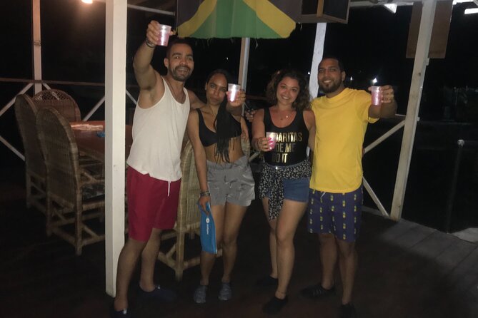 Private Transfers From Montego Bay To Luminous Lagoon - Luminous Lagoon basics: what makes the water glow
