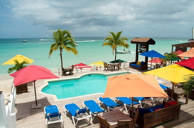 Private Transportation from Montego Bay Airport to Negril hotels - En Route Experience: Views, Conversation, and Quick Stops