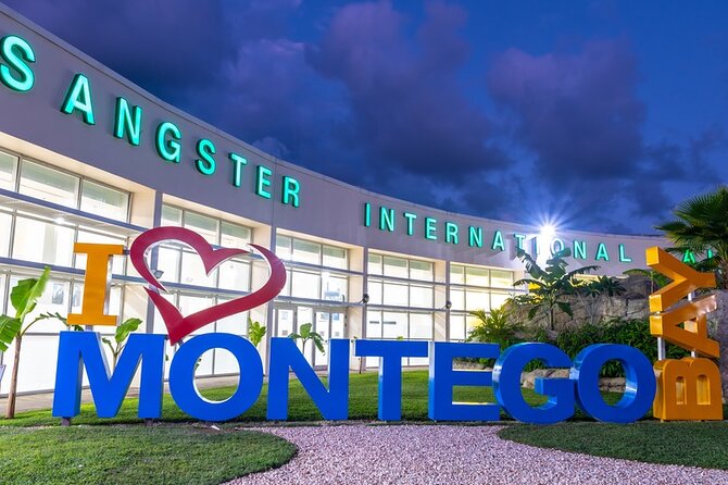 Private transportation to resorts in Negril, Montego Bay,Trelawny - Pickup That Starts Outside the Arrival Hall