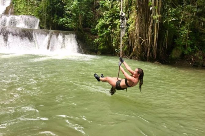 [PRIVATE] YS Falls, Black River, Pelican Bar - Entrance & Lunch - How the private guide experience changes the day