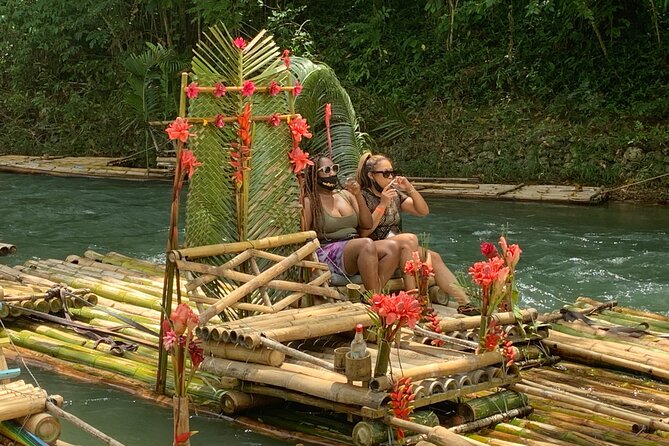 Rafting on the Martha Brae - Rafts, seating comfort, and the “small extras” that show up in feedback