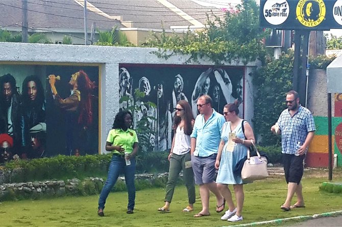 Reggae Legend - Bob Marley Museum Tour Tickets - Stop 1: Bob Marley Museum grounds and the main house feel