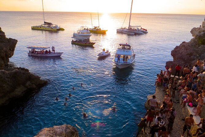 Rick's Cafe and 7 Mile Beach from Montego Bay - Seven Mile Beach: 7 Miles to Pick Your Vibe