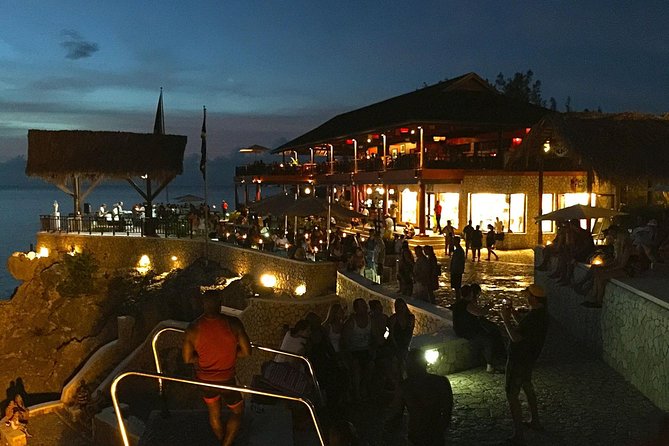 Rick's Café and Seven Mile Beach Private Tour - Key Points You’ll Actually Care About