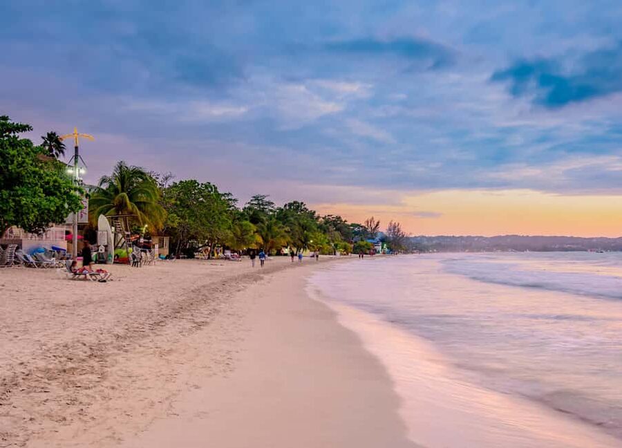 Ricks cafe & 7mile Beach Day Tour From Montego Bay. - Getting From Montego Bay to Negril, Without Turning It Into a Whole Project