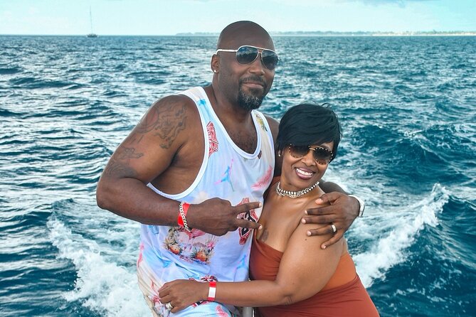 Ricks Cafe Cruise Snorkeling Open Bar DJ OCEAN EDEN BAY/CORAL - Price and drinks: does $150 feel fair?