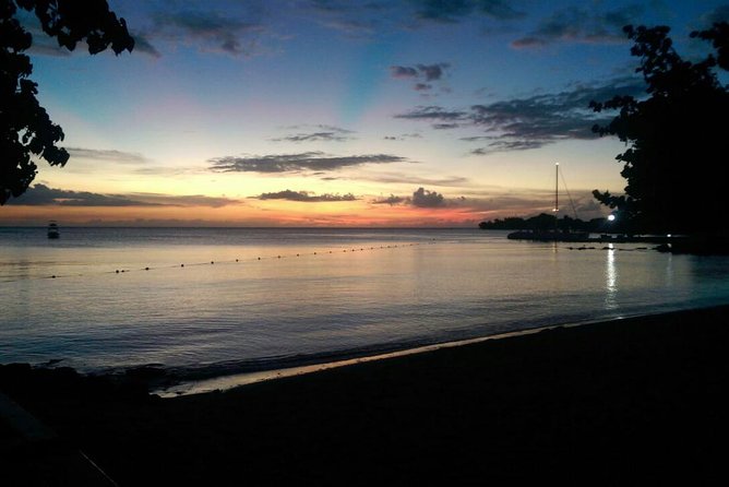 Ricks Cafe + Shopping - Negril Highlights and the Shopping Stop Reality Check