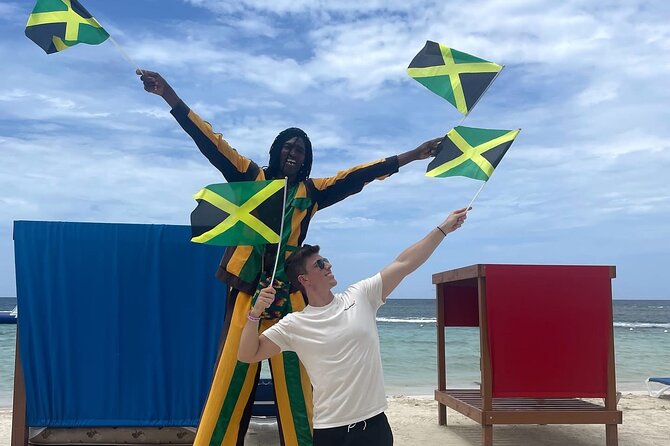 RIU Palace reggae and RIU Montego Bay private airport transfers - Finding your ride at JAHFYAH Tours Jamaica in Montego Bay