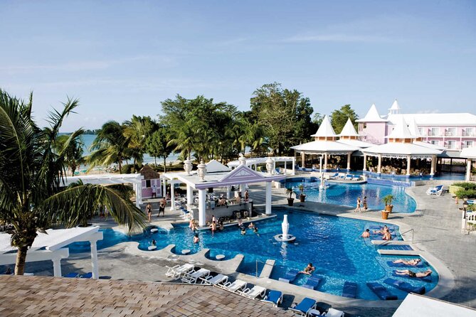 Riu Palace Tropical Bay Resort Private Airport Transfer - Why Private Transfer Feels Different Than Taxi Hunting