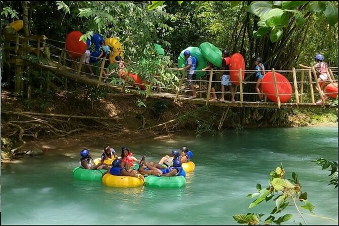 River rapids tubing rafting kayaking and beach Adventure - Rio Bueno: 20 km of scenery, rapids, and real rainforest vibes