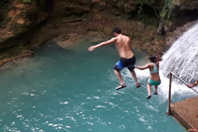 River Tubing and Blue Hole Private Tour from Ocho Rios - Getting Picked Up From Ocho Rios and Riding Into the Mountains